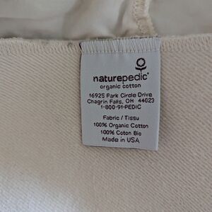 Naturepedic crib waterproof mattress cover